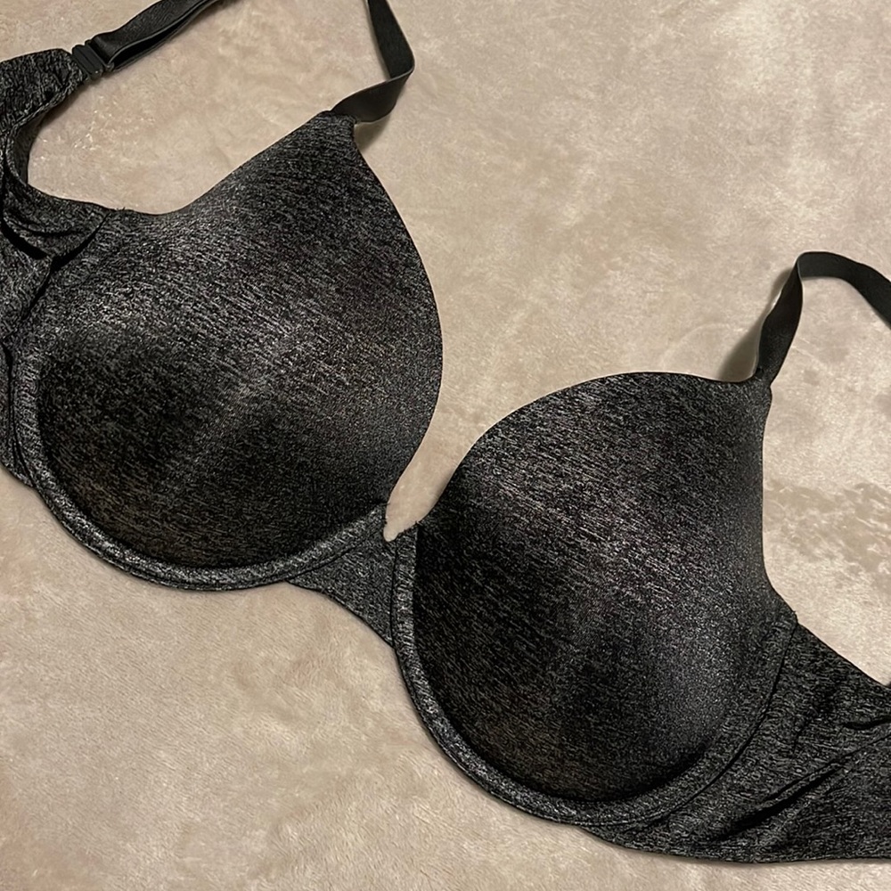 Victoria’s Secret padded bra 34 DDD gray